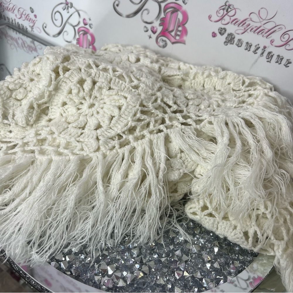 Scarf shawl knit fringe tassle Crochet Fringe Shawl
